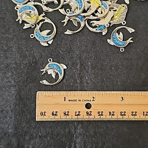 50 Silver Dolphin Pendant/Charm 6 - Picture 2 of 2